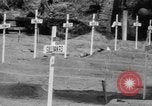 Immagine di Il cimitero di Bougainville Isole Salomone, 1944, secondo 15 filmato di repertorio 65675046500