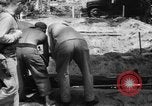 Immagine di Il cimitero di Bougainville Isole Salomone, 1944, secondo 35 filmato di repertorio 65675046500