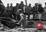 Immagine di Il cimitero di Bougainville Isole Salomone, 1944, secondo 39 filmato di repertorio 65675046500