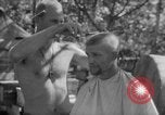 Image Taux de décote l'île de Bougainville en Papouasie-Nouvelle-Guinée, 1944, de la seconde 10 séquences d'archives historiques vidéo 65675046501