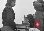 Standbild Ausbruch des Vesuv Italien, 1944, aus Sekunde 59 historischem Filmmaterial Videoclip 65675046507