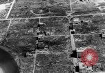 Immagine di La Bomba atomica danno Hiroshima Giappone, 1945, secondo 53 filmato di repertorio 65675046531