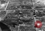 Immagine di La Bomba atomica danno Hiroshima Giappone, 1945, secondo 54 filmato di repertorio 65675046531