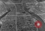 Immagine di seconda guerra mondiale la bomba atomica e bomba convenzionale danni in Giappone Giappone, 1945, secondo 6 filmato di repertorio 65675046532