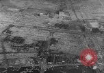 Immagine di seconda guerra mondiale la bomba atomica e bomba convenzionale danni in Giappone Giappone, 1945, secondo 43 filmato di repertorio 65675046532