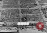 Immagine di seconda guerra mondiale la bomba atomica e bomba convenzionale danni in Giappone Giappone, 1945, secondo 47 filmato di repertorio 65675046532