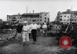 Immagine di Bomba ha danneggiato il Tokyo Giappone, 1945, secondo 16 filmato di repertorio 65675046533