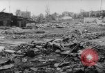 Immagine di Bomba ha danneggiato il Tokyo Giappone, 1945, secondo 27 filmato di repertorio 65675046533