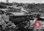Immagine di Bomba ha danneggiato il Tokyo Giappone, 1945, secondo 34 filmato di repertorio 65675046533