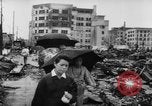 Immagine di Bomba ha danneggiato il Tokyo Giappone, 1945, secondo 41 filmato di repertorio 65675046533
