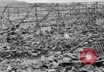 Image Ground zero point de la bombe atomique à Nagasaki Nagasaki au Japon, 1945, de la seconde 8 séquences d'archives historiques vidéo 65675046541