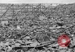 Image Ground zero point de la bombe atomique à Nagasaki Nagasaki au Japon, 1945, de la seconde 10 séquences d'archives historiques vidéo 65675046541