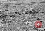 Image Ground zero point de la bombe atomique à Nagasaki Nagasaki au Japon, 1945, de la seconde 48 séquences d'archives historiques vidéo 65675046541