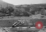 Image ville dommages après bombe atomique grève Nagasaki au Japon, 1945, de la seconde 4 séquences d'archives historiques vidéo 65675046543