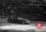 Immagine di Banchiere Alexander Sachs visiti la Casa Bianca Washington DC USA, 1946, secondo 6 filmato di repertorio 65675046546