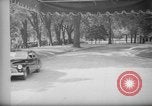 Immagine di Banchiere Alexander Sachs visiti la Casa Bianca Washington DC USA, 1946, secondo 51 filmato di repertorio 65675046546