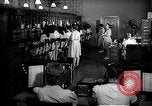 Standbild Telefon Zimmer Oak Ridge Tennessee USA, 1946, aus Sekunde 10 historischem Filmmaterial Videoclip 65675046558
