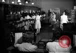 Standbild Telefon Zimmer Oak Ridge Tennessee USA, 1946, aus Sekunde 15 historischem Filmmaterial Videoclip 65675046558
