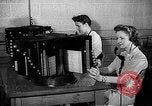 Standbild Telefon Zimmer Oak Ridge Tennessee USA, 1946, aus Sekunde 28 historischem Filmmaterial Videoclip 65675046558