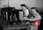 Standbild Telefon Zimmer Oak Ridge Tennessee USA, 1946, aus Sekunde 32 historischem Filmmaterial Videoclip 65675046558