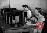 Standbild Telefon Zimmer Oak Ridge Tennessee USA, 1946, aus Sekunde 46 historischem Filmmaterial Videoclip 65675046558