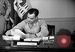 Immagine di Il colonnello Kirkpatrick Oak Ridge Tennessee USA, 1946, secondo 39 filmato di repertorio 65675046559