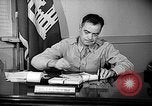 Immagine di Il colonnello Kirkpatrick Oak Ridge Tennessee USA, 1946, secondo 44 filmato di repertorio 65675046559