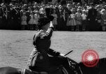 Immagine di Compleanno della Regina Londra Inghilterra Regno Unito, 1959, secondo 51 filmato di repertorio 65675046561