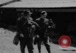 Immagine di La Falconeria Austria Foresta Nera, 1959, secondo 4 filmato di repertorio 65675046563
