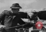 Immagine di La Falconeria Austria Foresta Nera, 1959, secondo 56 filmato di repertorio 65675046563