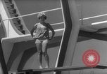 Immagine di Costumi da bagno Italia, 1959, secondo 11 filmato di repertorio 65675046564