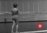 Immagine di Costumi da bagno Italia, 1959, secondo 35 filmato di repertorio 65675046564