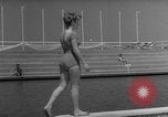 Immagine di Costumi da bagno Italia, 1959, secondo 36 filmato di repertorio 65675046564
