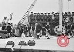 Immagine di Mar grande scuola di caccia Portsmouth Inghilterra, 1930, secondo 60 filmato di repertorio 65675046567