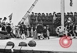 Immagine di Mar grande scuola di caccia Portsmouth Inghilterra, 1930, secondo 62 filmato di repertorio 65675046567