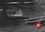 Standbild Wasser laufen Enns Österreich, 1930, aus Sekunde 17 historischem Filmmaterial Videoclip 65675046571