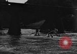 Standbild Wasser laufen Enns Österreich, 1930, aus Sekunde 30 historischem Filmmaterial Videoclip 65675046571