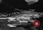Standbild Wasser laufen Enns Österreich, 1930, aus Sekunde 47 historischem Filmmaterial Videoclip 65675046571