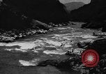 Standbild Wasser laufen Enns Österreich, 1930, aus Sekunde 50 historischem Filmmaterial Videoclip 65675046571