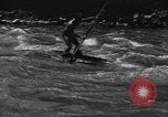 Standbild Wasser laufen Enns Österreich, 1930, aus Sekunde 56 historischem Filmmaterial Videoclip 65675046571