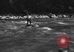 Standbild Wasser laufen Enns Österreich, 1930, aus Sekunde 62 historischem Filmmaterial Videoclip 65675046571