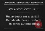 Image antenne saut automobile Atlantic City New Jersey USA, 1930, de la seconde 4 séquences d'archives historiques vidéo 65675046573