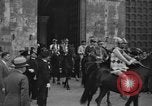 Image Course de chevaux Palio di Siena Sienne Italie, 1930, de la seconde 7 séquences d'archives historiques vidéo 65675046575