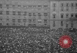 Image Course de chevaux Palio di Siena Sienne Italie, 1930, de la seconde 27 séquences d'archives historiques vidéo 65675046575