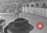 Image Course de chevaux Palio di Siena Sienne Italie, 1930, de la seconde 49 séquences d'archives historiques vidéo 65675046575