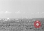Standbild Harold Vanderbilt Segel boot Benutzer im Unternehmen Glen Cove New York USA, 1930, aus Sekunde 29 historischem Filmmaterial Videoclip 65675046577
