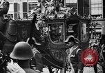 Standbild Königin Wilhelmina Den Haag Niederlande, 1930, aus Sekunde 32 historischem Filmmaterial Videoclip 65675046590