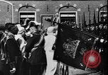 Standbild Königin Wilhelmina Den Haag Niederlande, 1930, aus Sekunde 60 historischem Filmmaterial Videoclip 65675046590