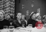 Standbild fashion parade Toronto Ontario Kanada, 1958, aus Sekunde 39 historischem Filmmaterial Videoclip 65675046601