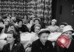 Standbild fashion parade Toronto Ontario Kanada, 1958, aus Sekunde 57 historischem Filmmaterial Videoclip 65675046601